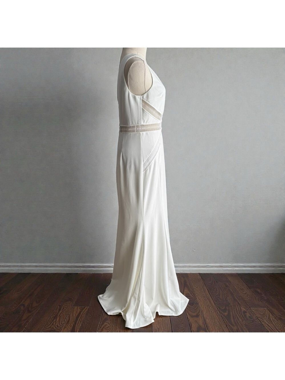 Lulu’s Modern Minimalist Wedding Gown Sz M White Event Dress Trumpet Cutout NWT - Picture 5 of 16